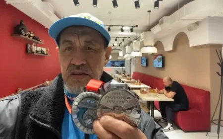Құрылтайға жол: ультрамарафоншы дауыс беру үшін 1300 шақырымды еңсермек